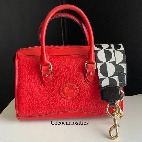 Dooney and Bourke awl Leather Red satchel crossbody bag P29 - Picture 3 of 16